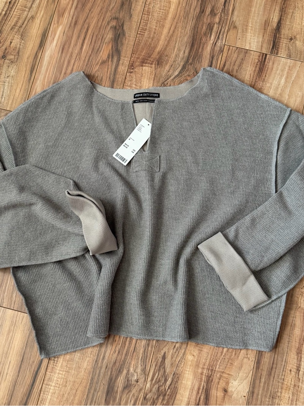 NWT Urban Outfitters Taupe Crewneck Knit 3/4 Sleeve Crop Sweater Top Size: M